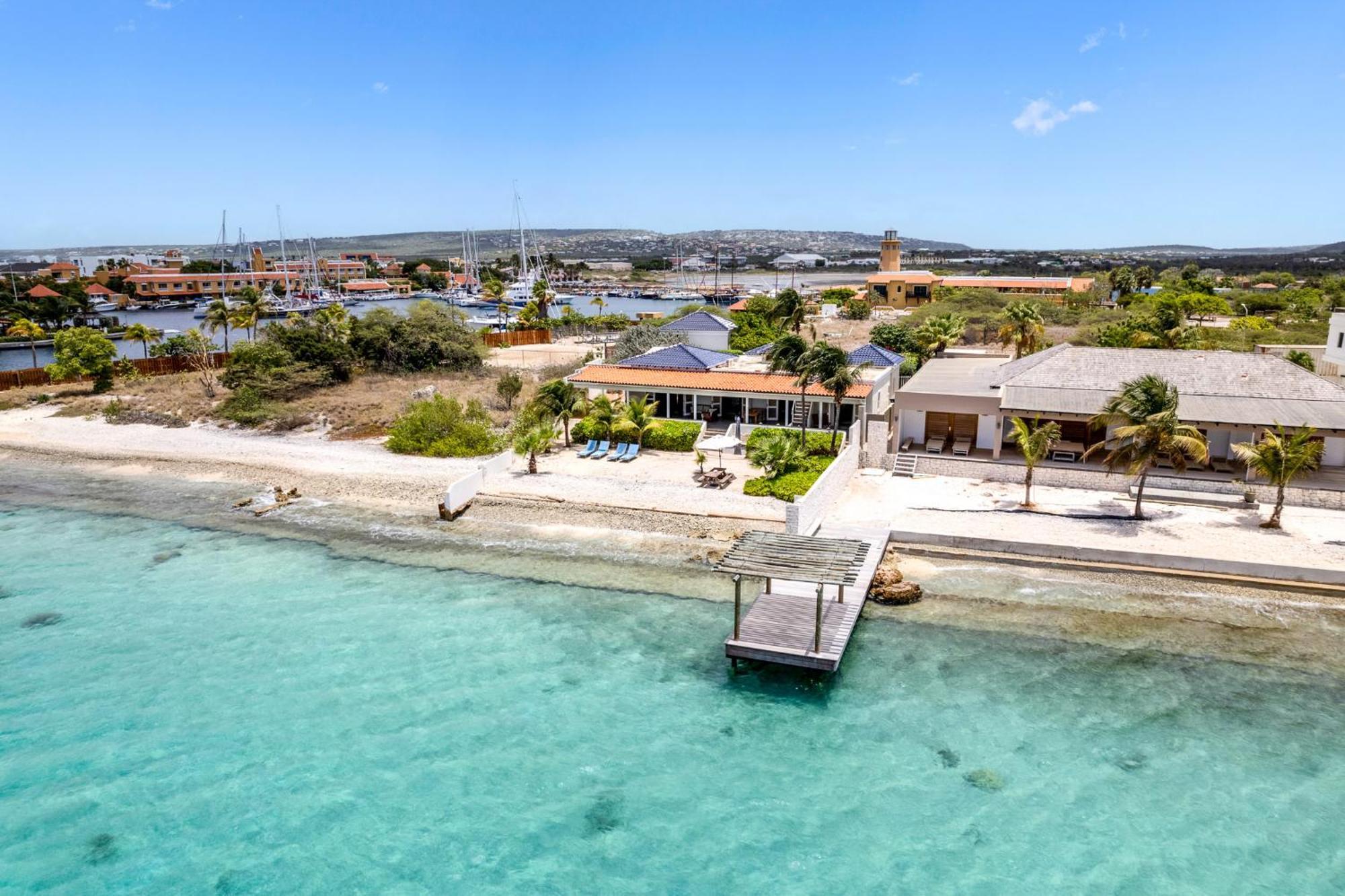 Oceanfront - Villa Port Of Call - Playa Buitenkant foto