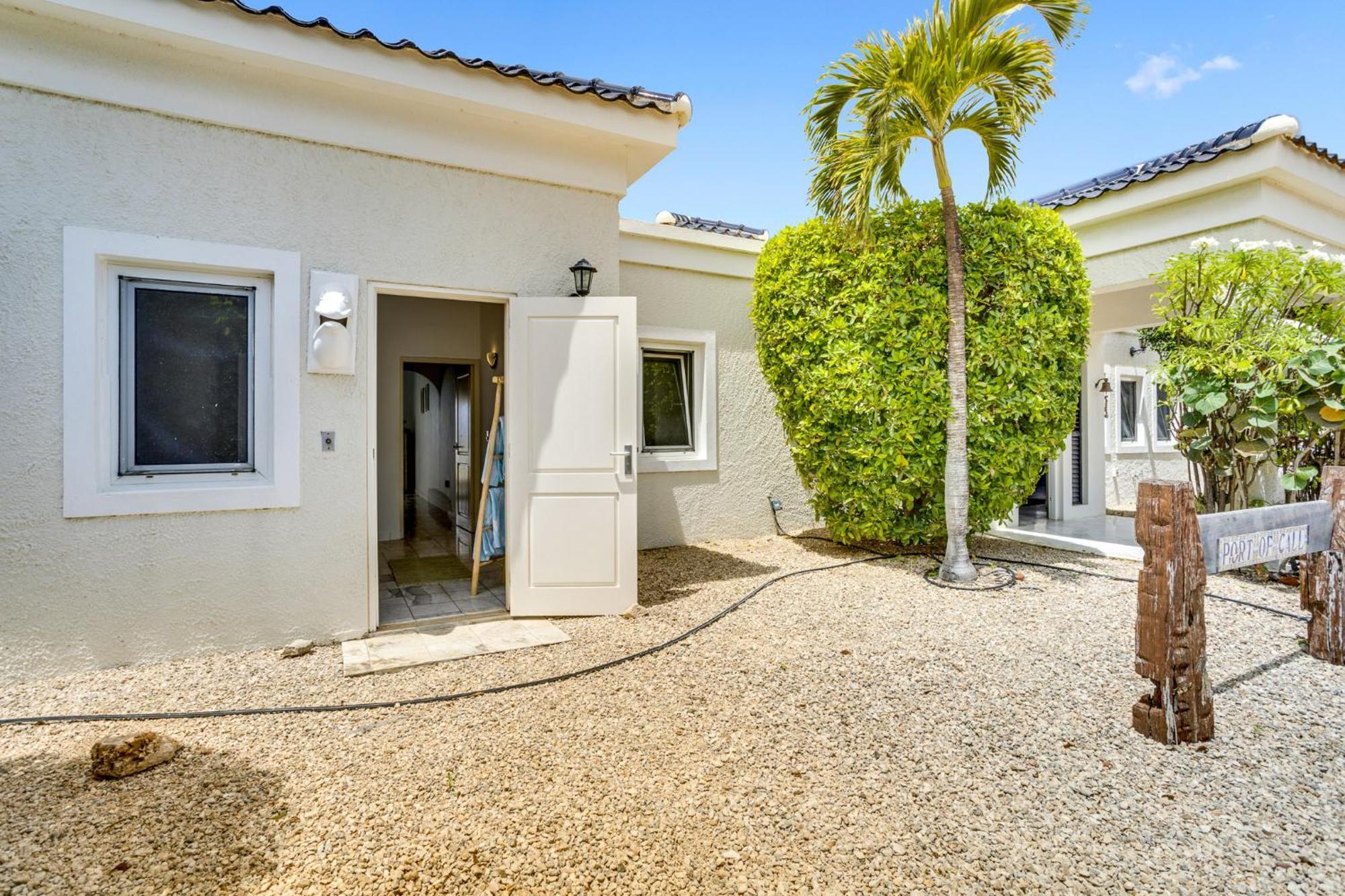 Oceanfront - Villa Port Of Call - Playa Buitenkant foto