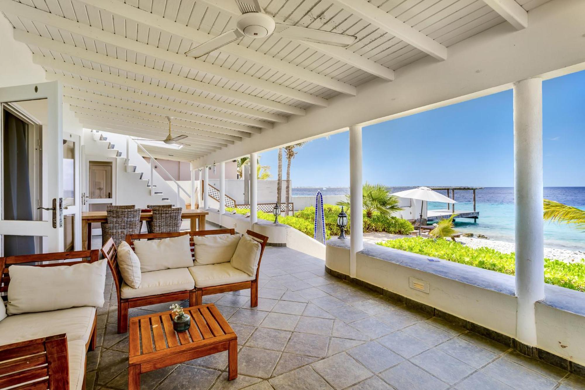Oceanfront - Villa Port Of Call - Playa Buitenkant foto