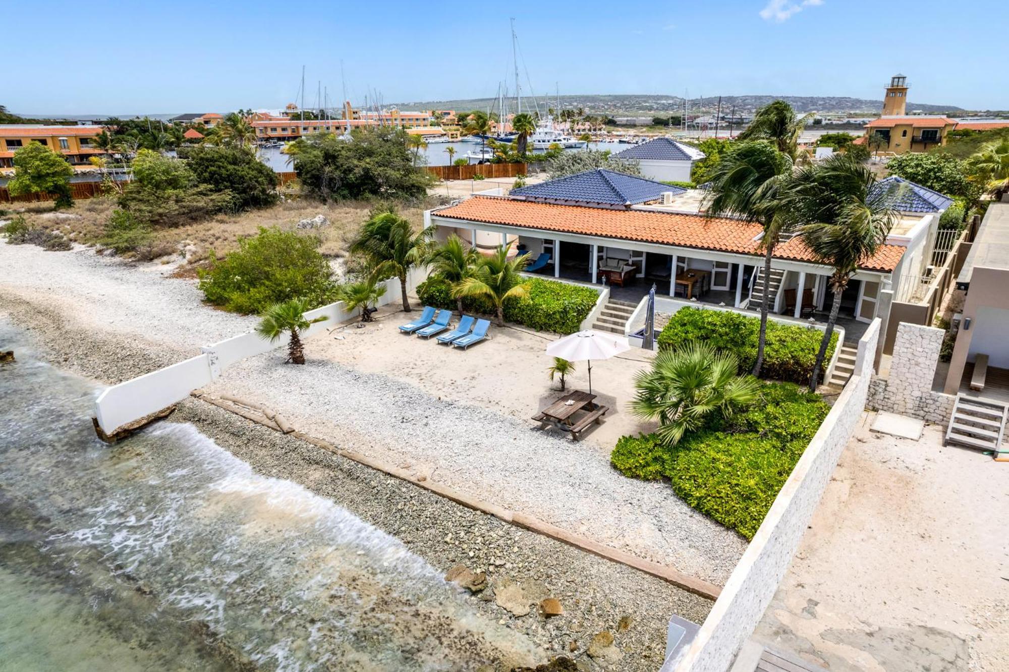 Oceanfront - Villa Port Of Call - Playa Buitenkant foto
