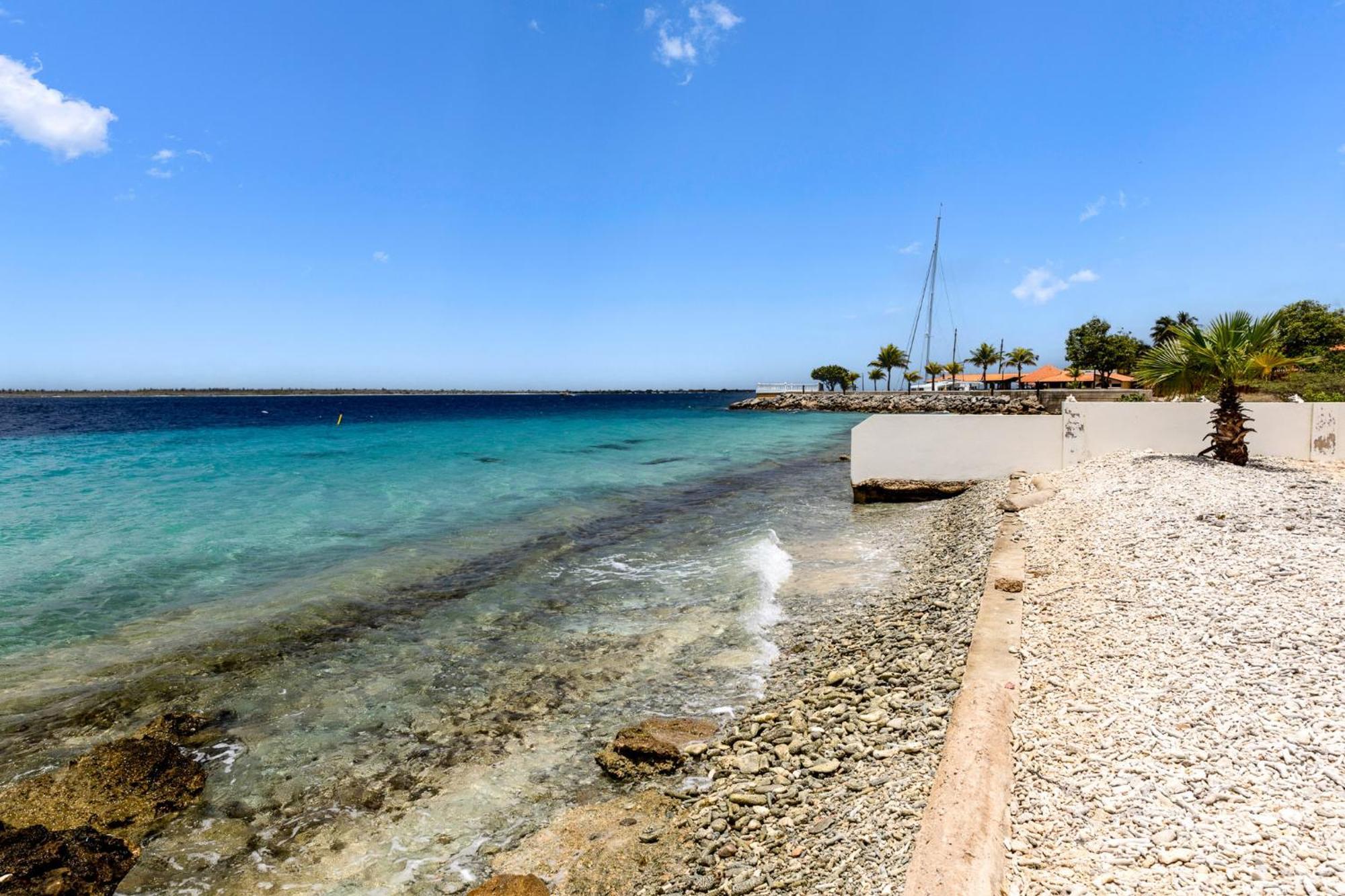 Oceanfront - Villa Port Of Call - Playa Buitenkant foto