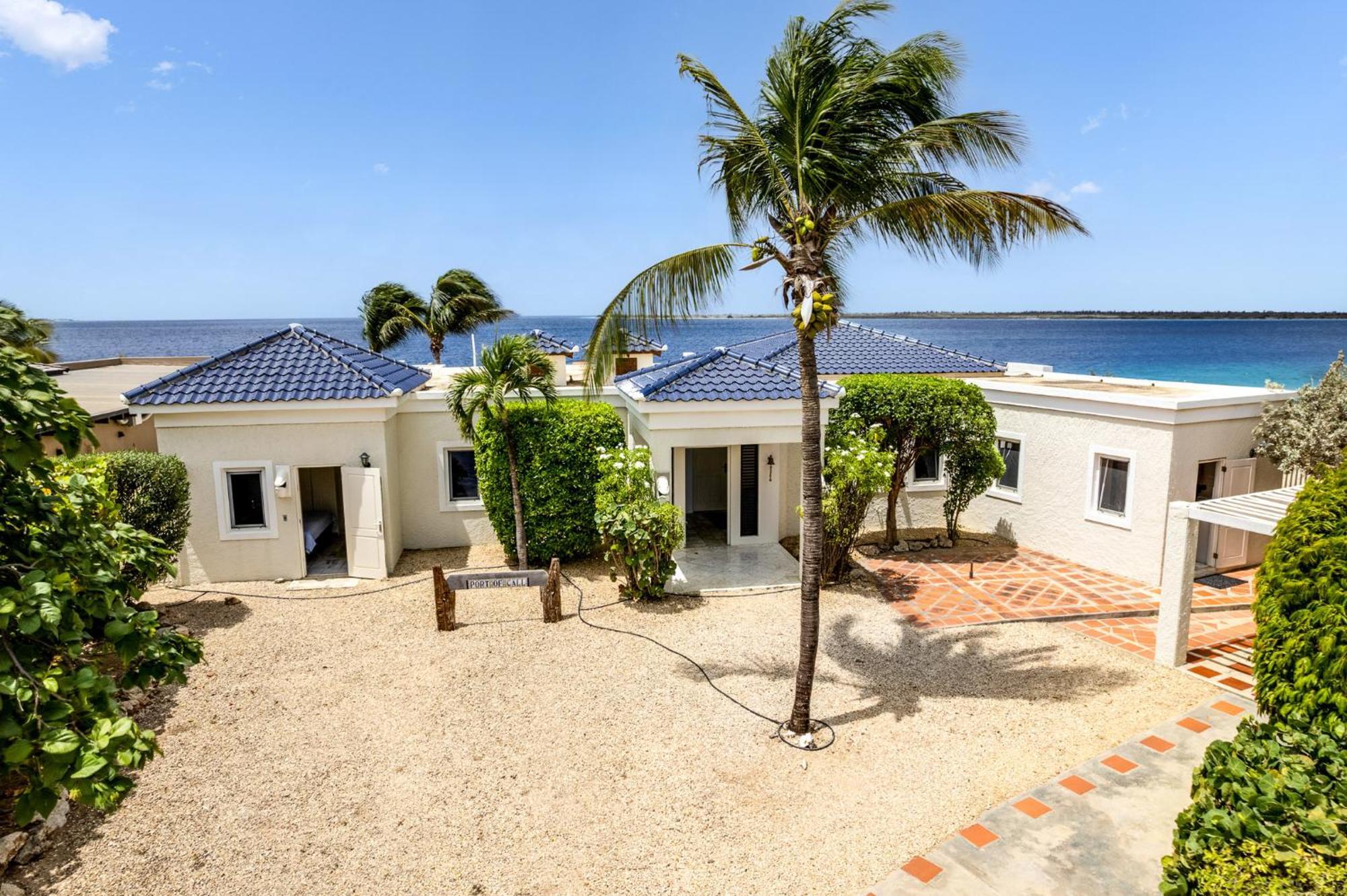 Oceanfront - Villa Port Of Call - Playa Buitenkant foto