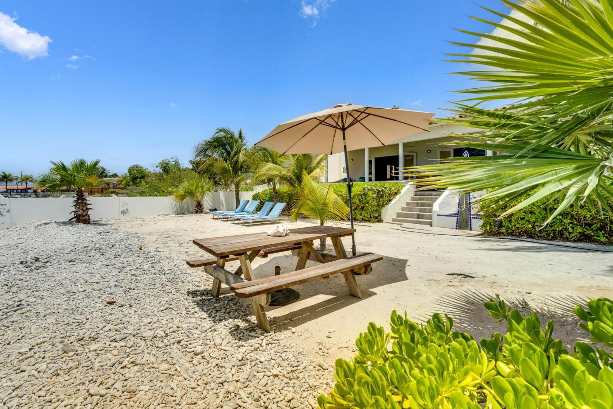 Oceanfront - Villa Port Of Call - Playa Buitenkant foto